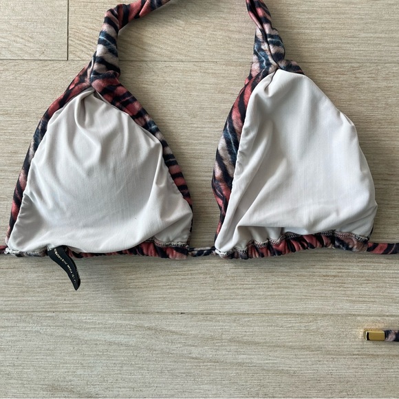 VIX PAULA HERMANNY gold embellished tiger print bikini set. Two-piece bikini set - Picture 2 of 6